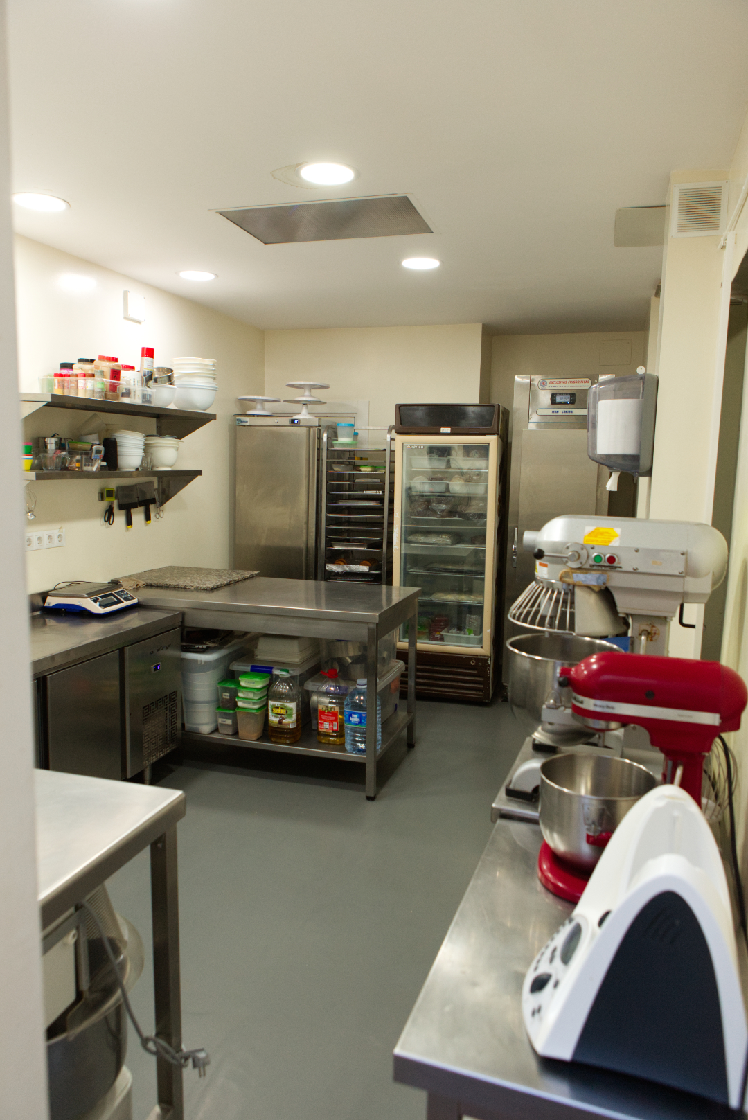 Delightcious Cake Shop Cafe