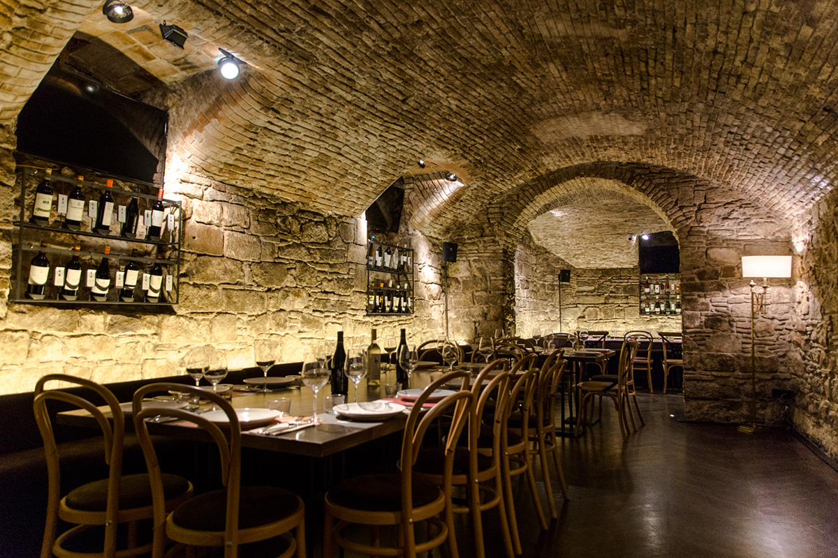 Emblemático Restaurante Agüelo Taberna en cesión