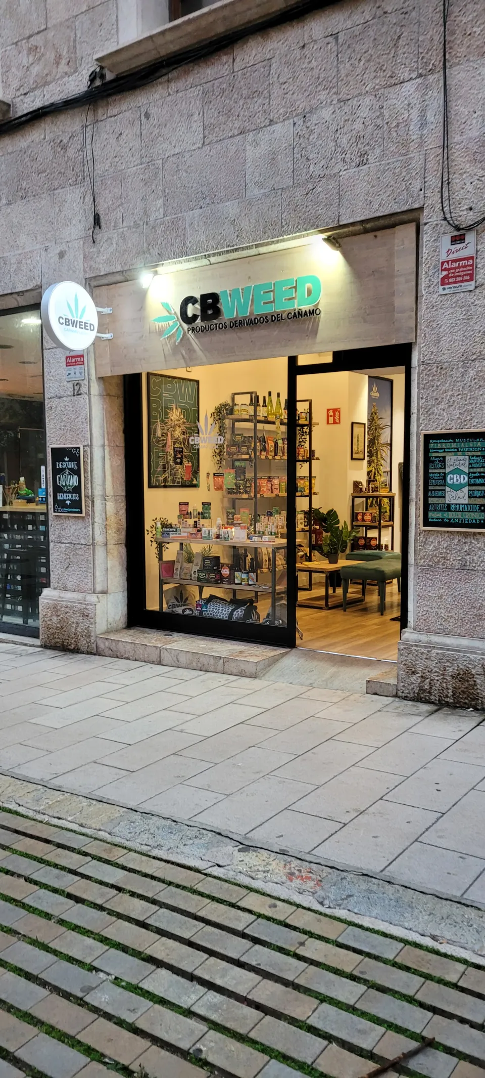 Tienda de derivados de cáñamo en traspaso en Islas Baleares