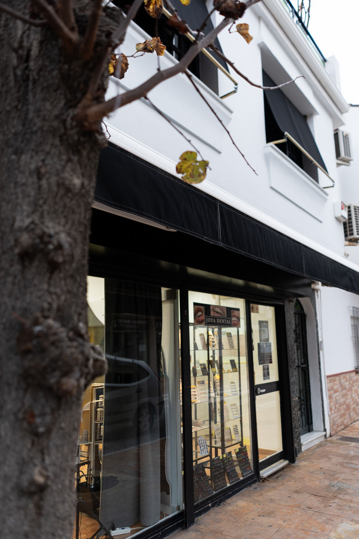 TRASPASO ESTUDIO DE TATUAJES Y PIERCINGS EN CHURRIANA