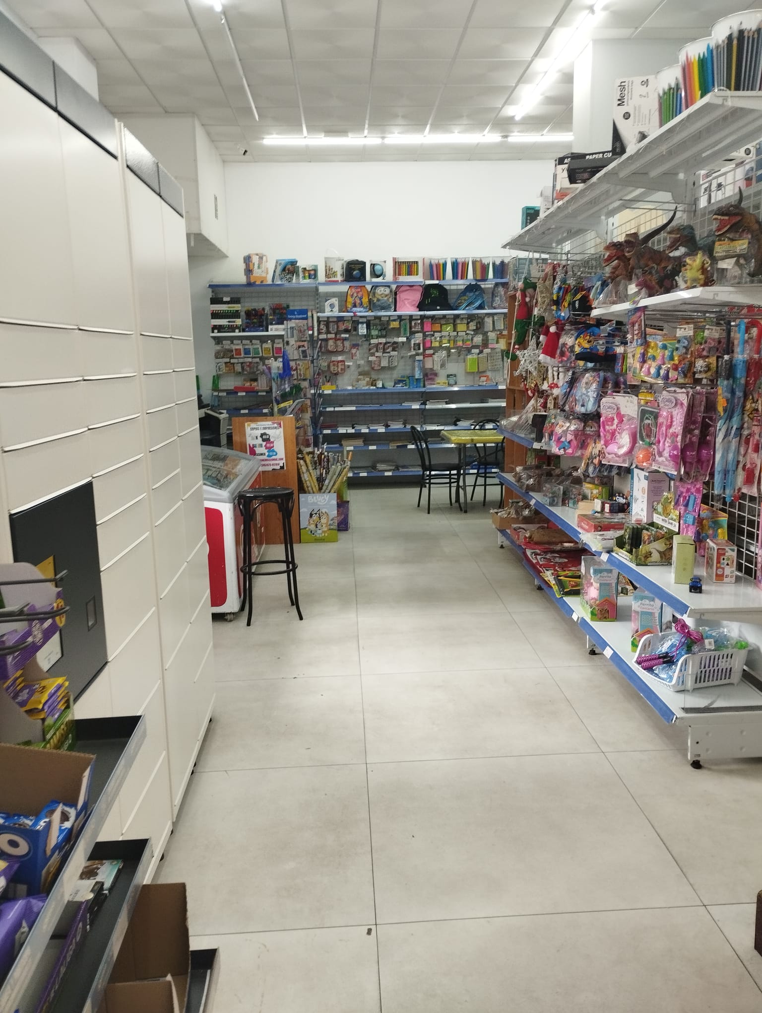 BAZAR PAPELERÍA ALIMENTACIÓN