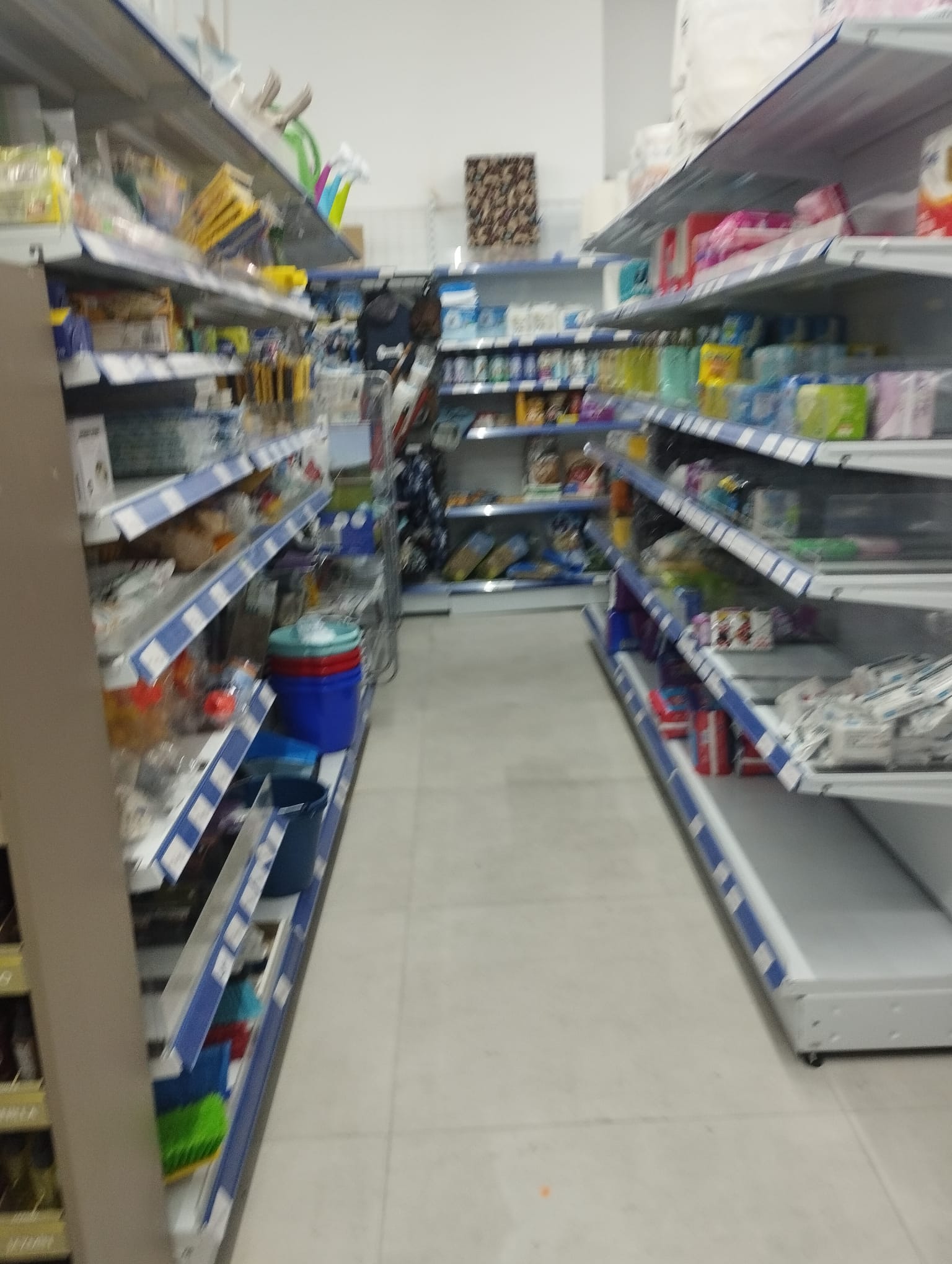 BAZAR PAPELERÍA ALIMENTACIÓN
