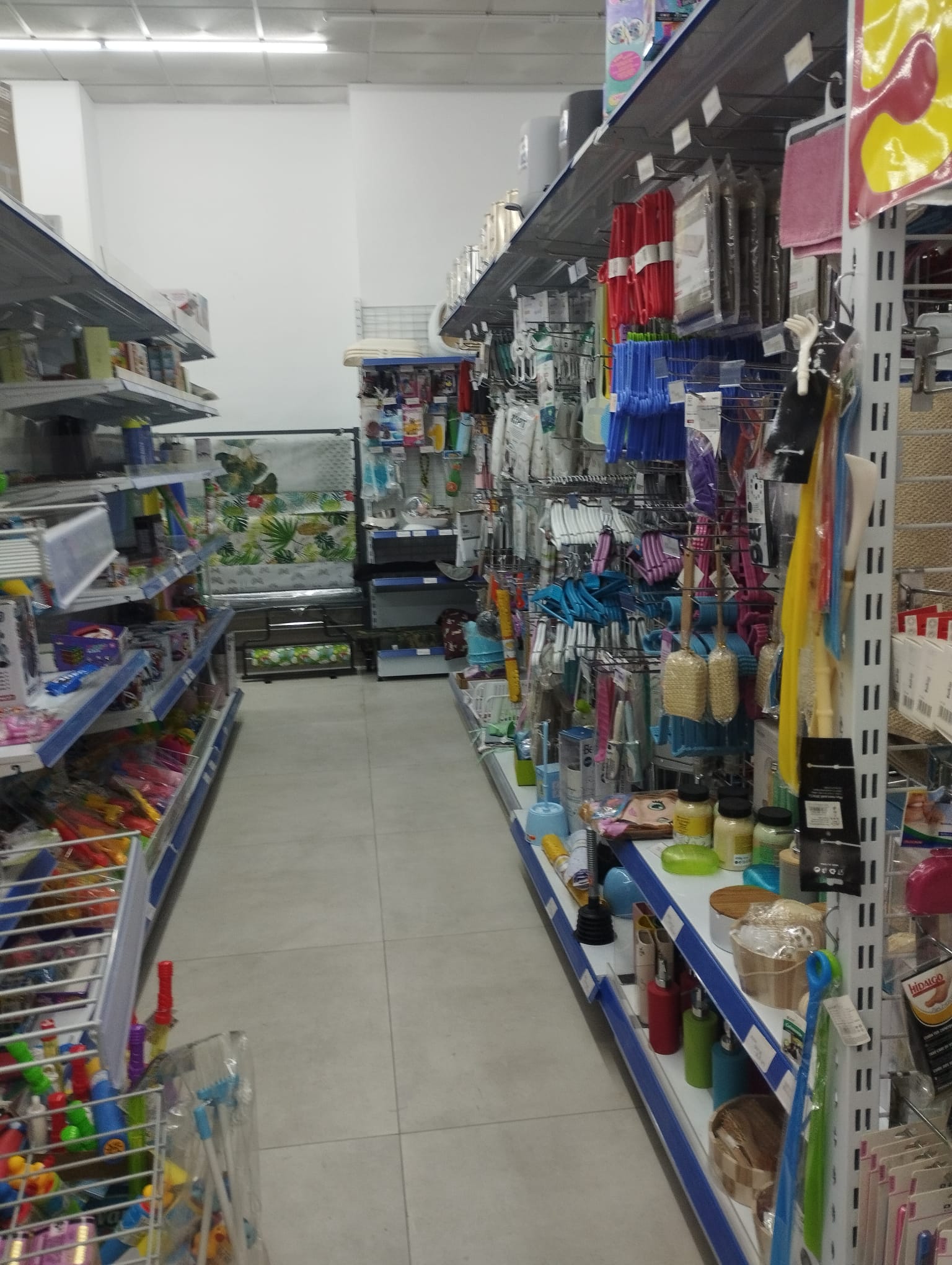 BAZAR PAPELERÍA ALIMENTACIÓN