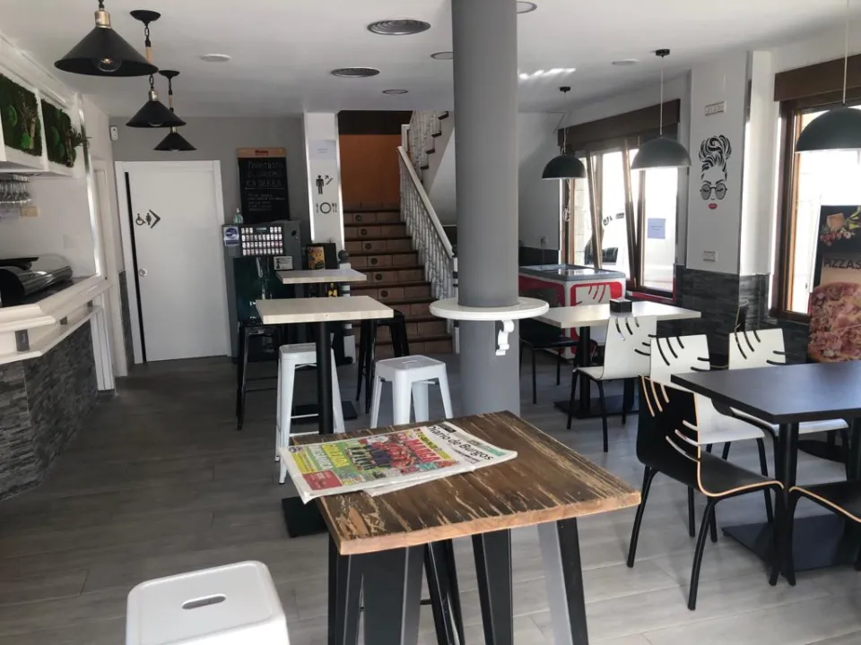 Bar-restaurante en venta en Burgos