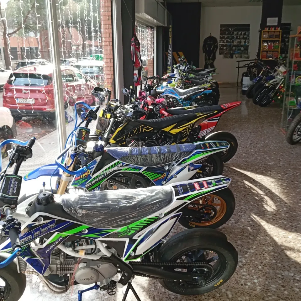 Taller y e-commerce off-road en traspaso en Barcelona