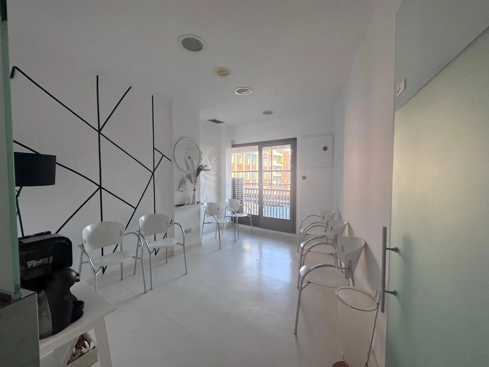 Dental clinic for sale in Barcelona