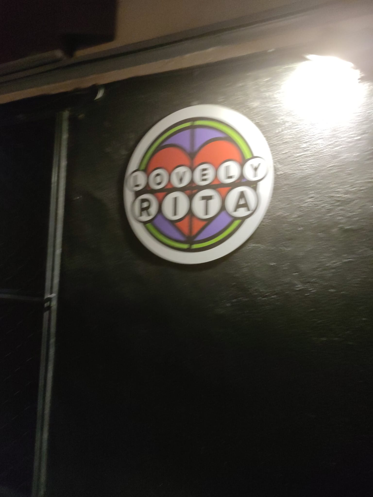 Local con licencia de bar