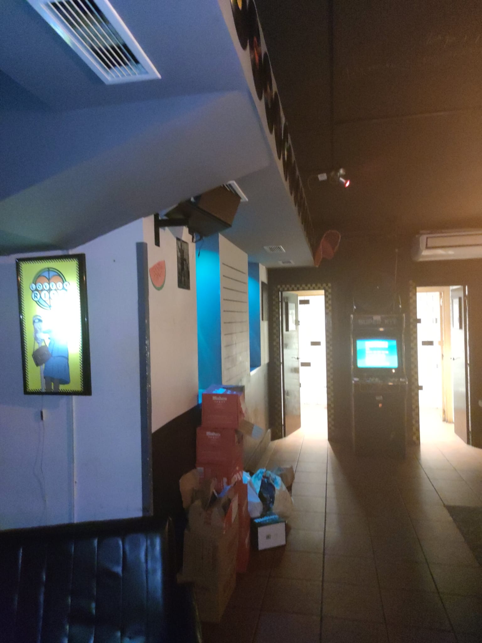 Local con licencia de bar