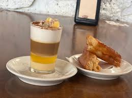 Cafetería Churrería 20 años de antigüedad 