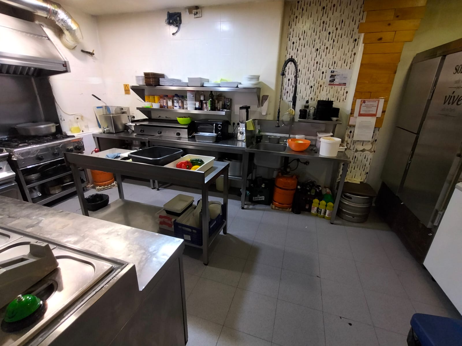 Traspaso de panadería cafetería en Calle Pizarro, Getafe