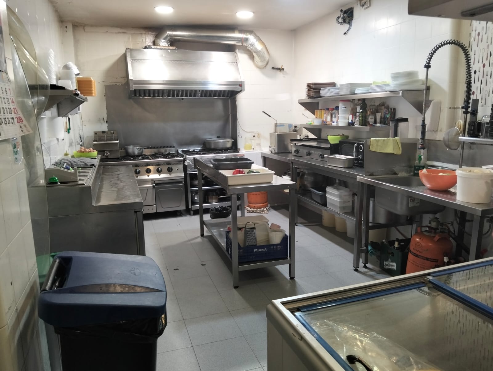 Traspaso de panadería cafetería en Calle Pizarro, Getafe