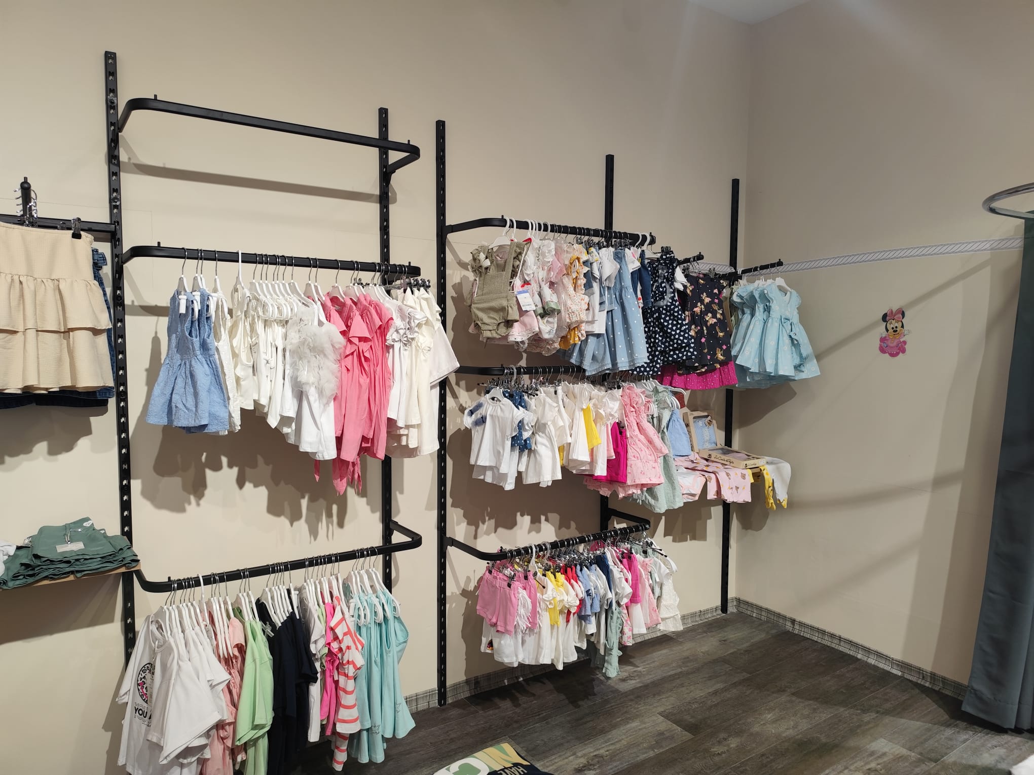 Traspaso de tienda de moda infantil en Pinto, España