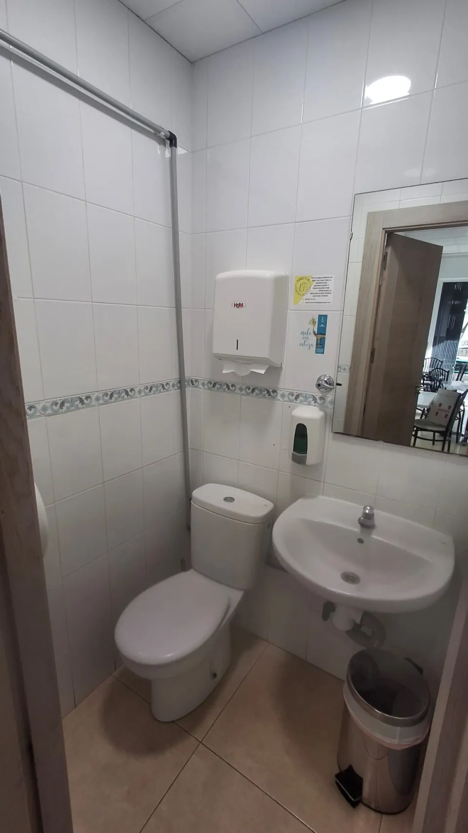 Bar without kitchen for transfer on Paseo Ingeniero Sebastian Feringan in La Flota, Murcia