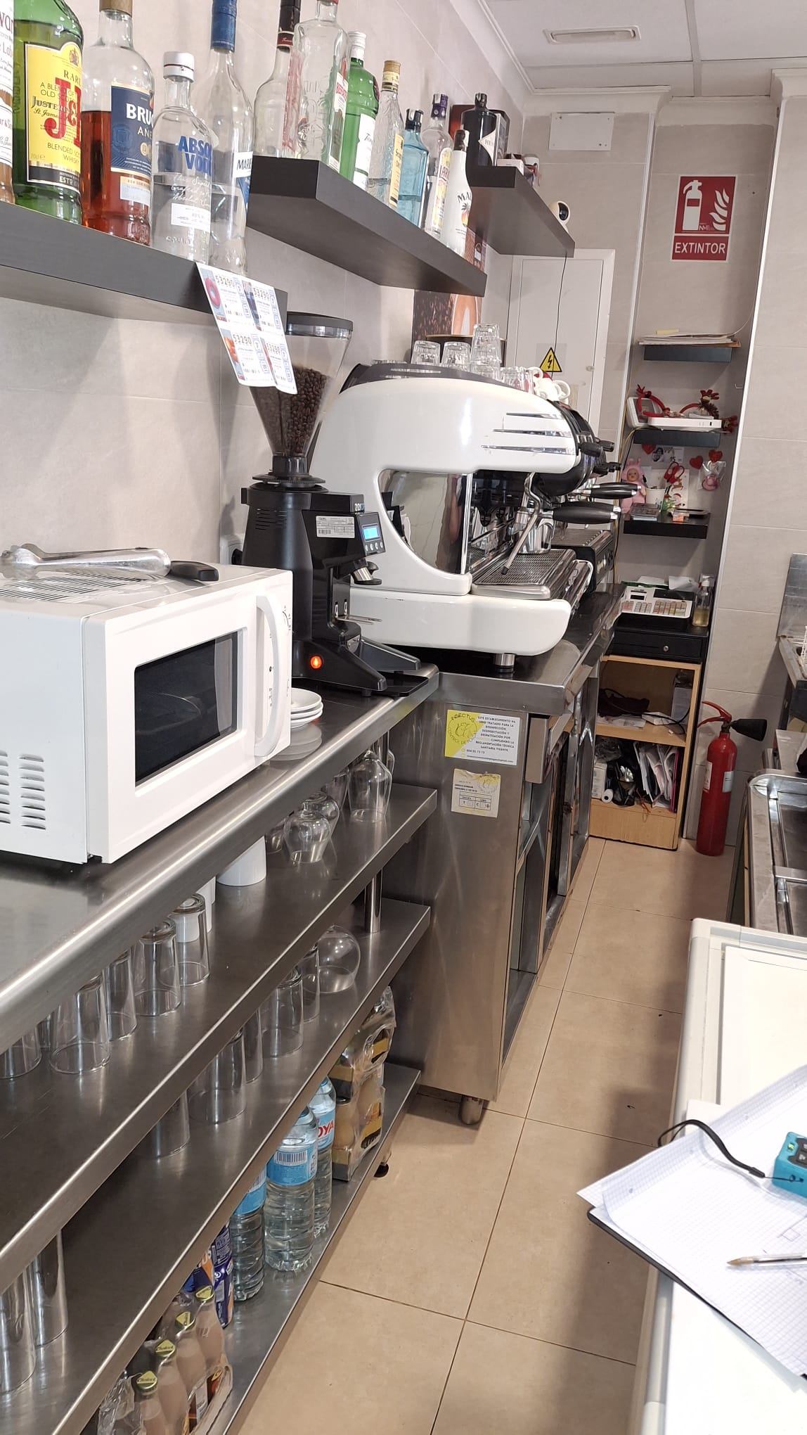 Traspaso de bar sin cocina en Paseo Ingeniero Sebastian Feringan en La Flota, Murcia