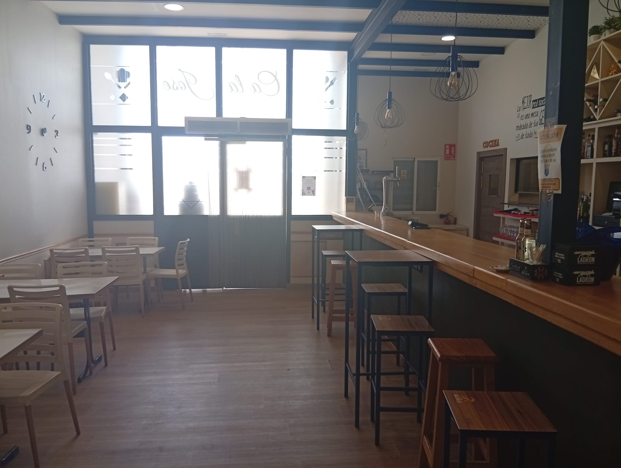 Venta de restaurante bar en Calle Manuel Real número 1, Villagarcía del Llano