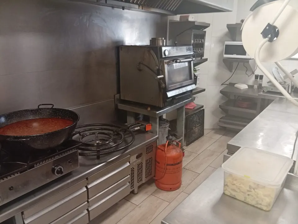 Venta de restaurante bar en Calle Manuel Real número 1, Villagarcía del Llano