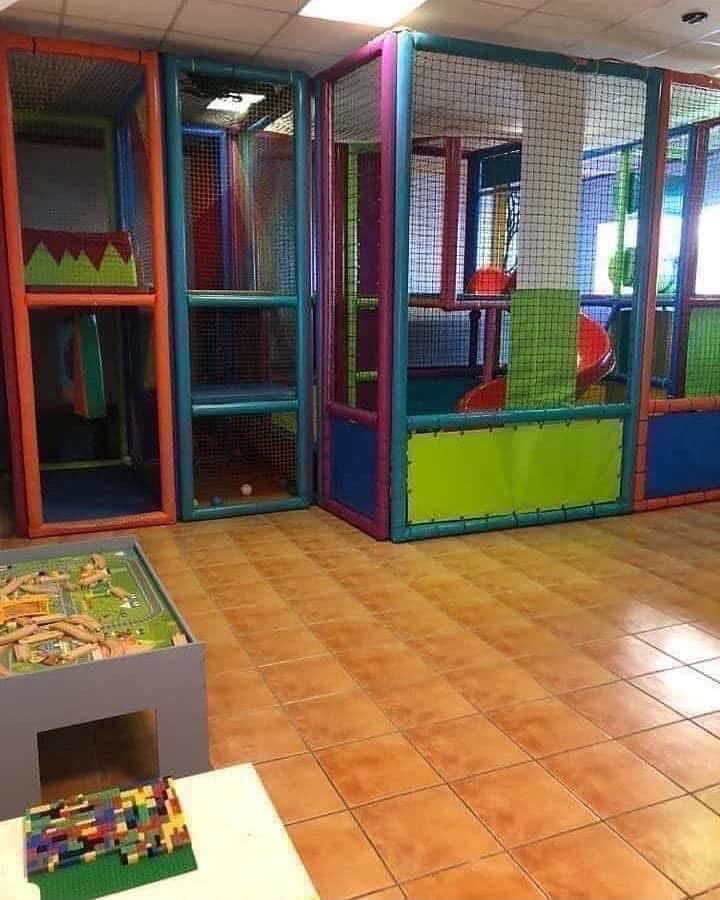 Traspaso de parque infantil en Cardenal Rossell 118, Palma de Mallorca