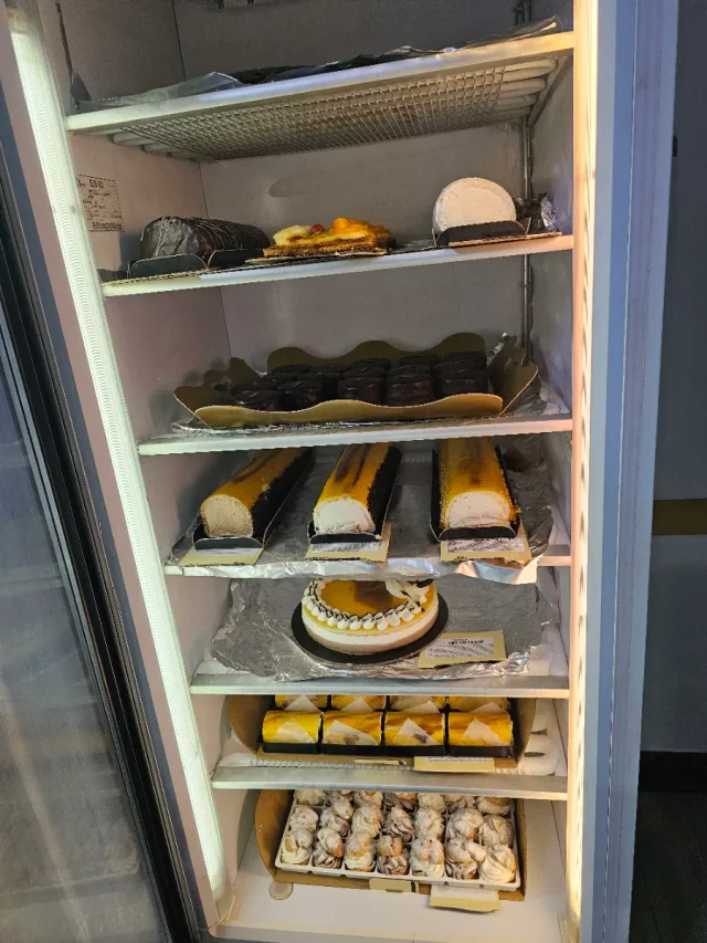 Traspaso de panadería cafetería en Sant joan 94, Palau-Solità i Plegamans