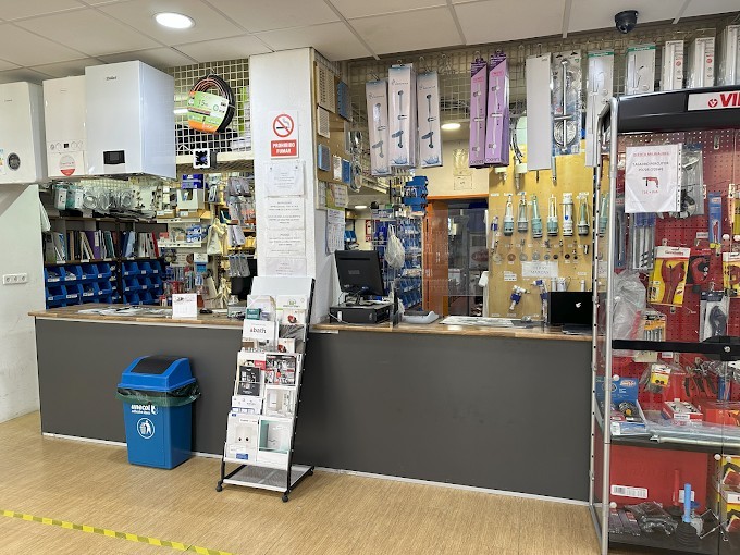 Traspaso de negocio de saneamientos y fontanería en Calle Hermanos García Noblejas, Madrid