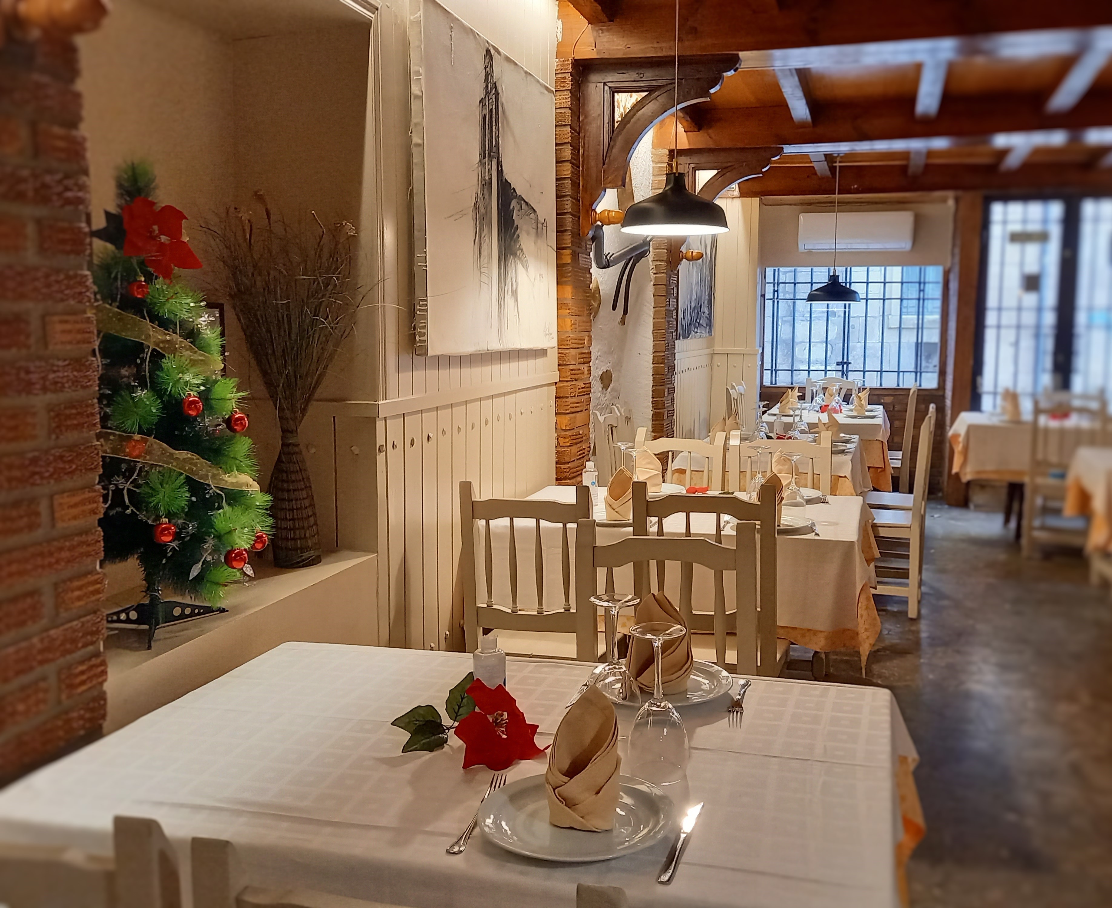 Traspaso de restaurante tradicional en Calle Malacuera, Torrelaguna