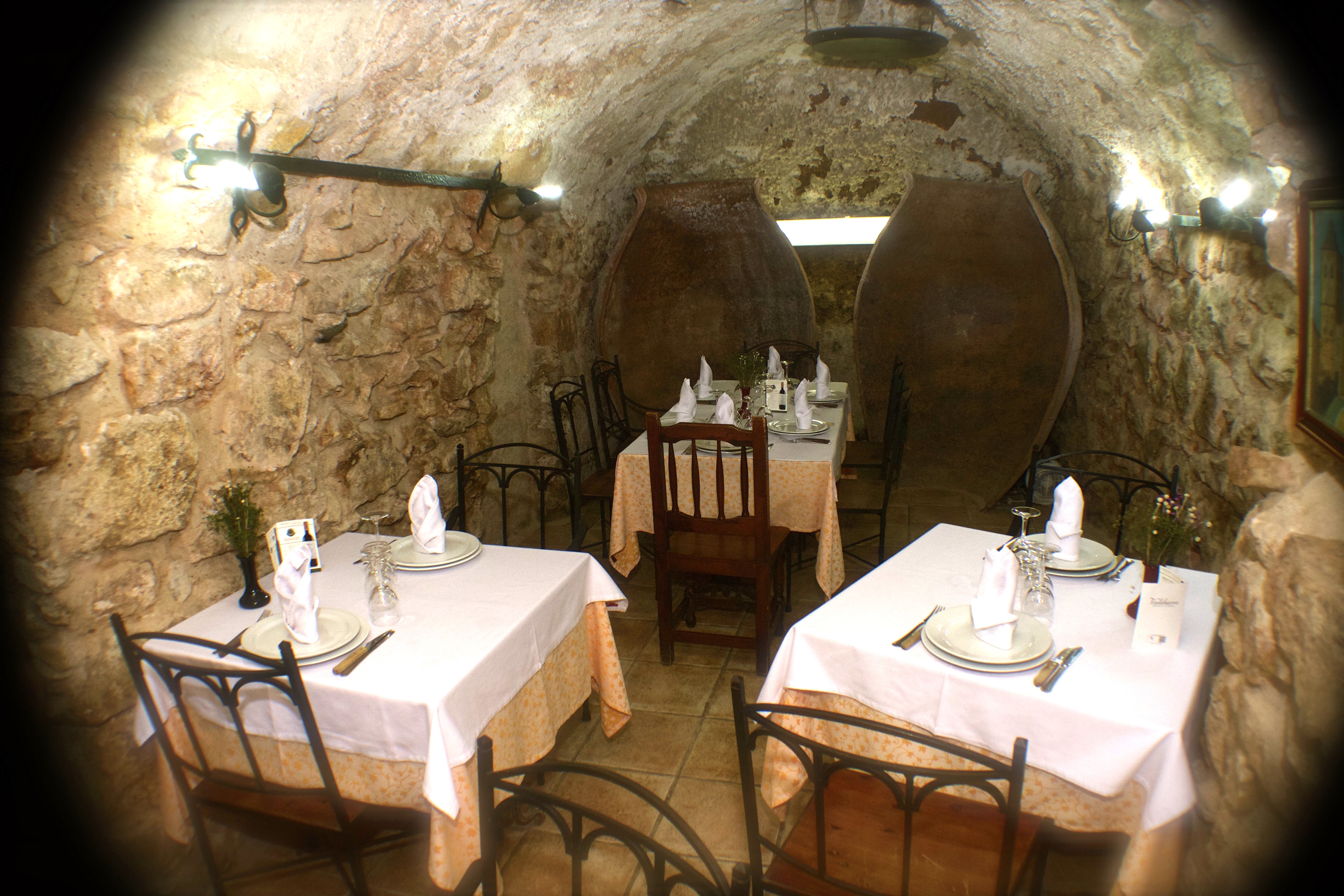 Traspaso de restaurante tradicional en Calle Malacuera, Torrelaguna
