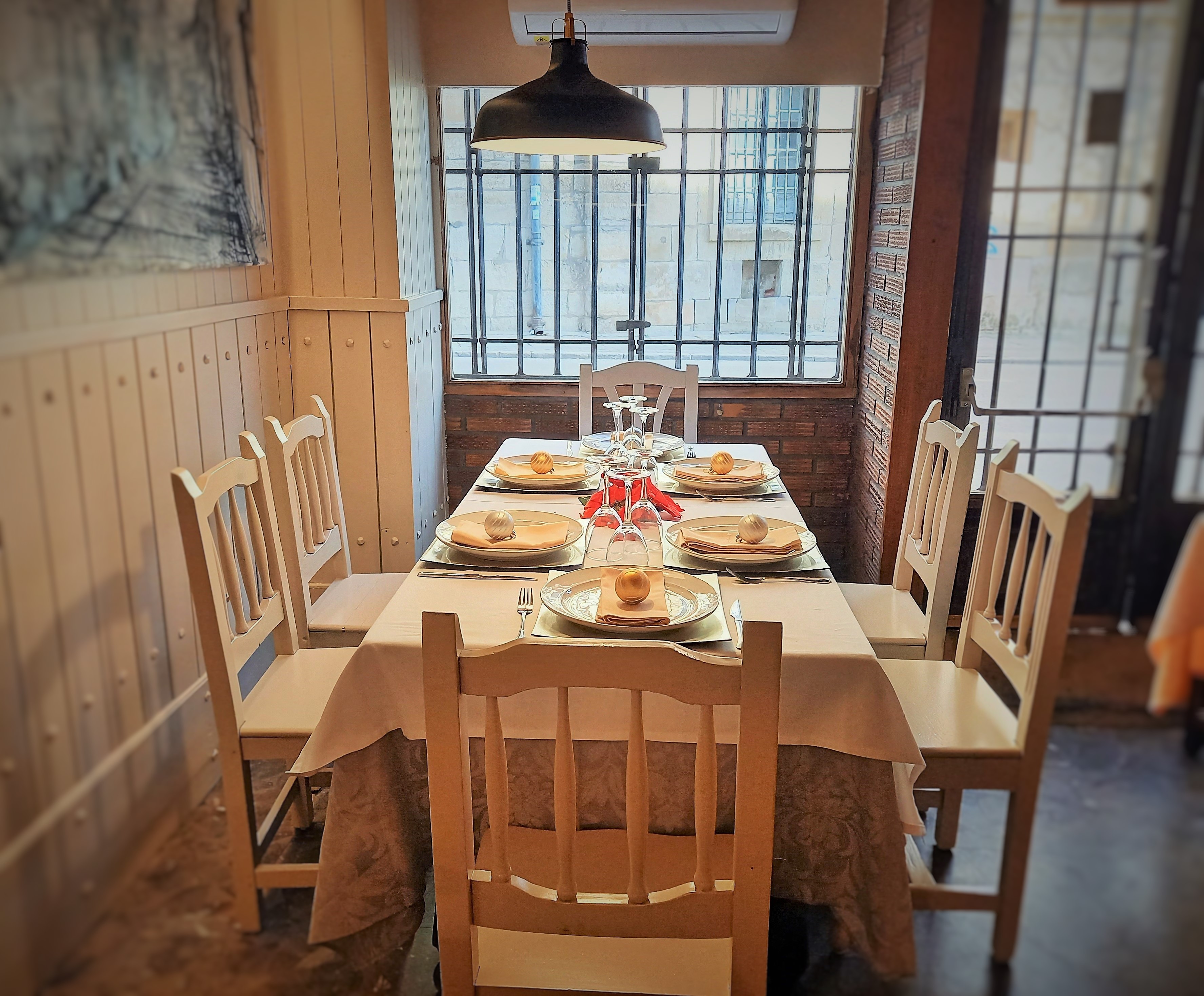 Traspaso de restaurante tradicional en Calle Malacuera, Torrelaguna