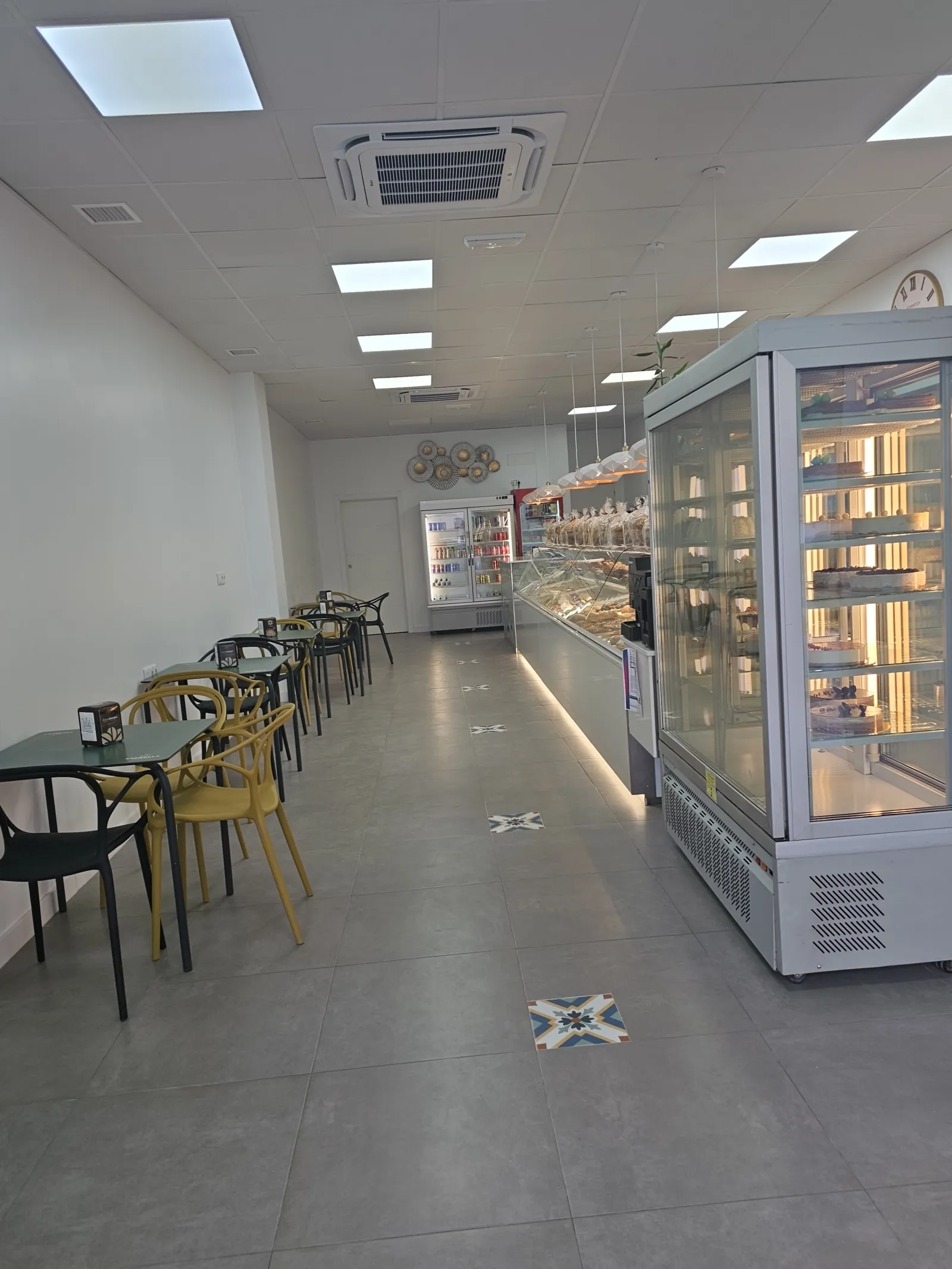 Traspaso de confitería cafetería en Calle cabo Pedro Moreno, Archena
