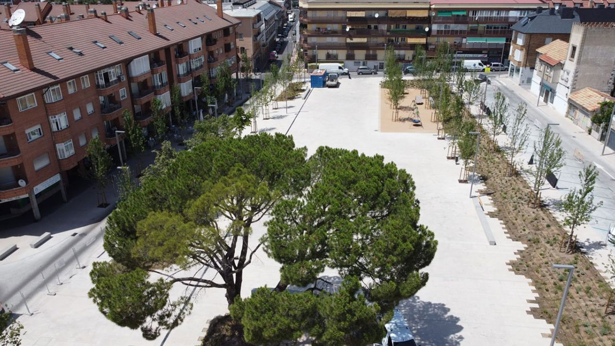Traspaso de centro de estética y peluquería en Plaza de los Belgas, Collado Villalba