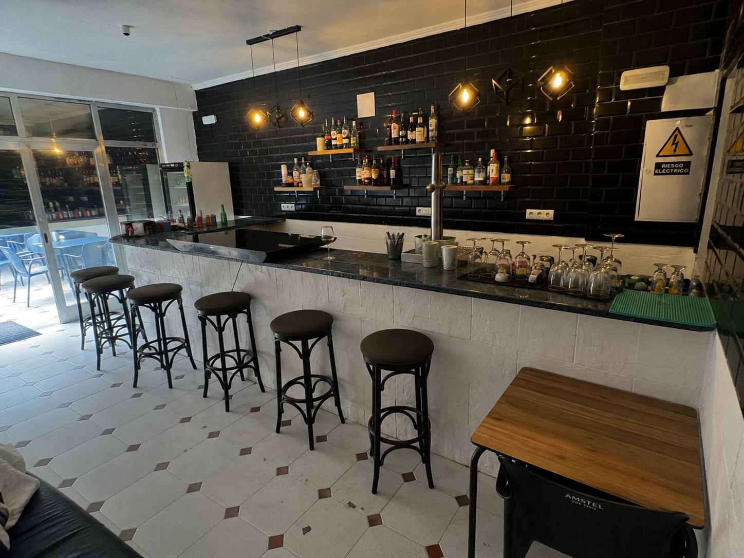 Traspaso de bar cafetería en Benidorm, España