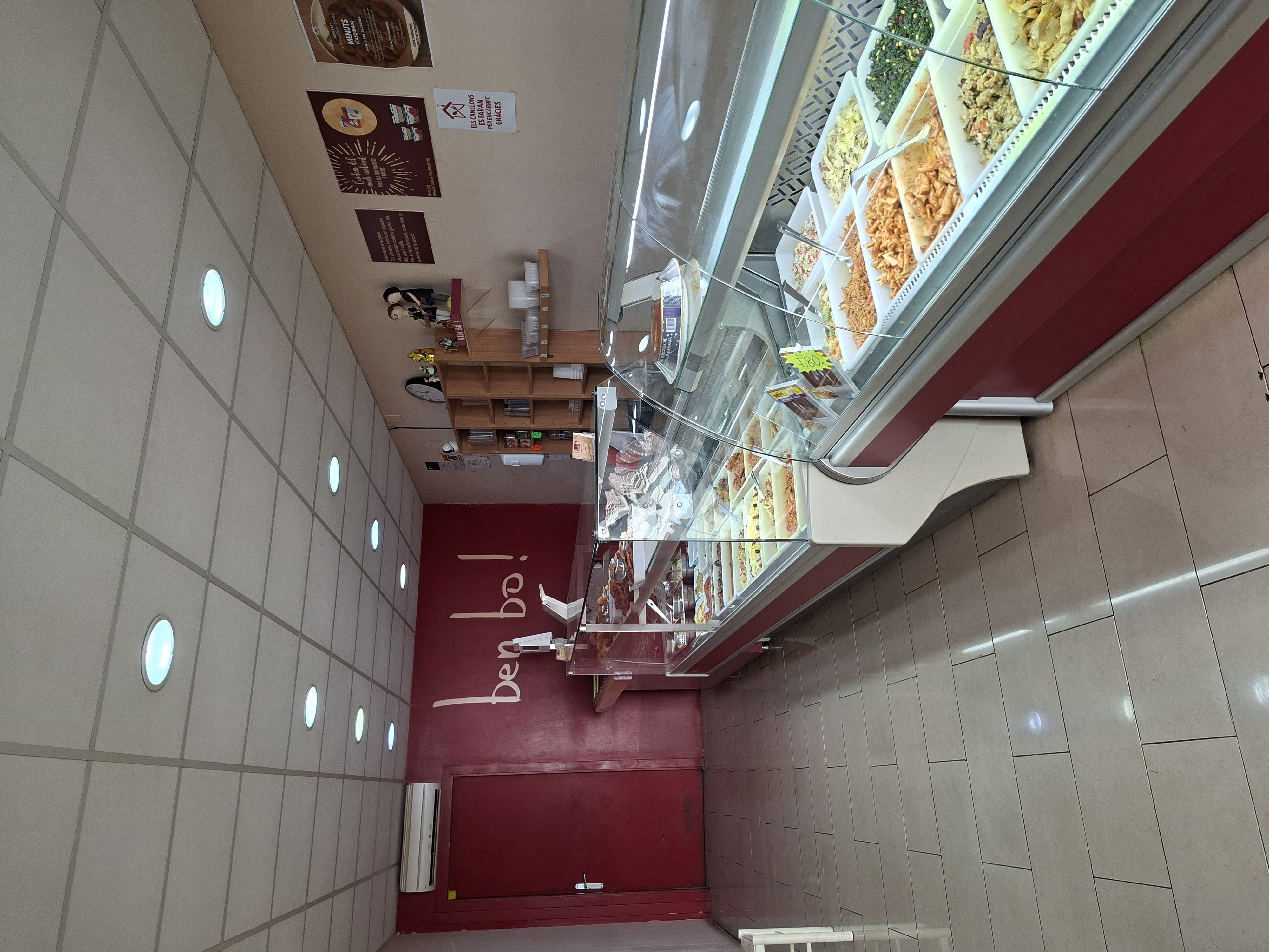 Traspaso de negocio de comida casera en C/ Creixell, San Vicente de Castellet