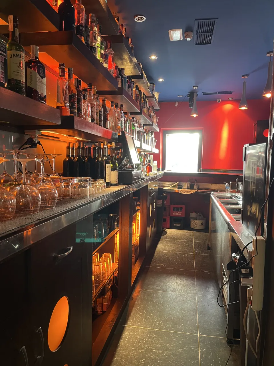 Traspaso de bar cafetería en San Marcial 5, Laredo