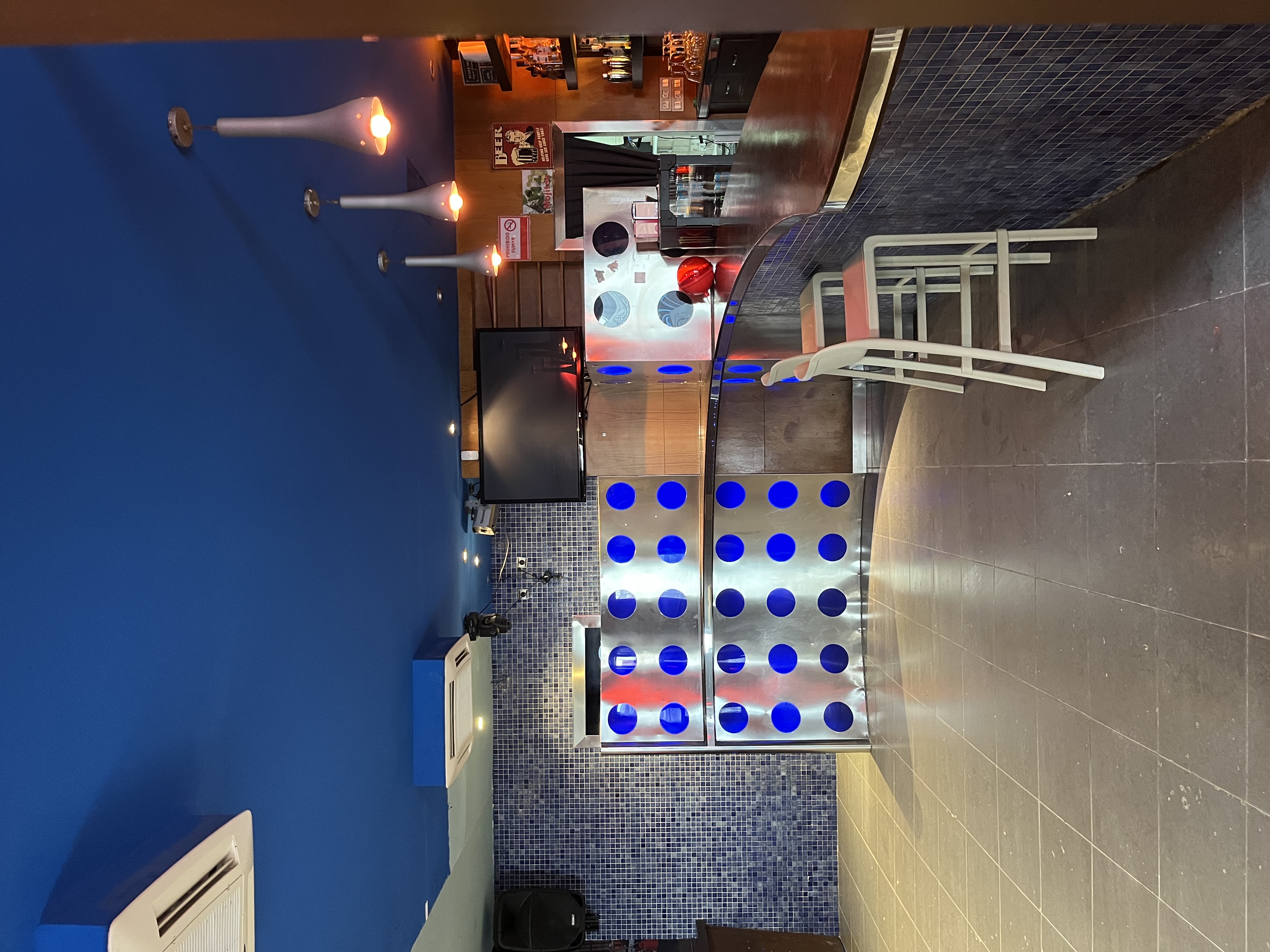 Traspaso de bar cafetería en San Marcial 5, Laredo