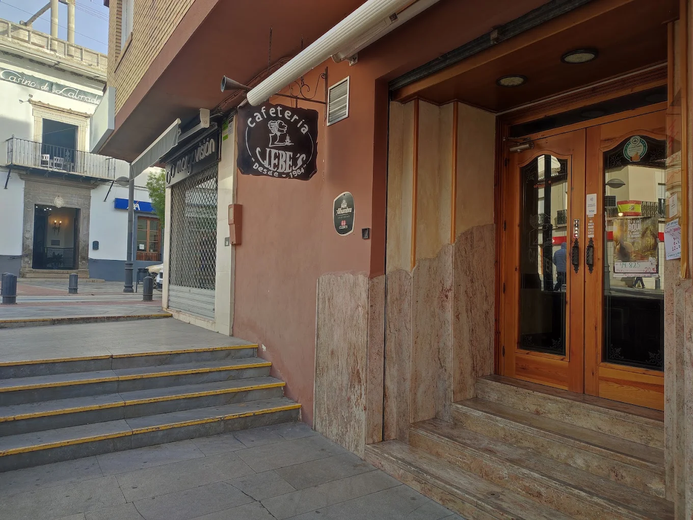 Traspaso de cafetería en Plaza de la Iglesia, Atarfe
