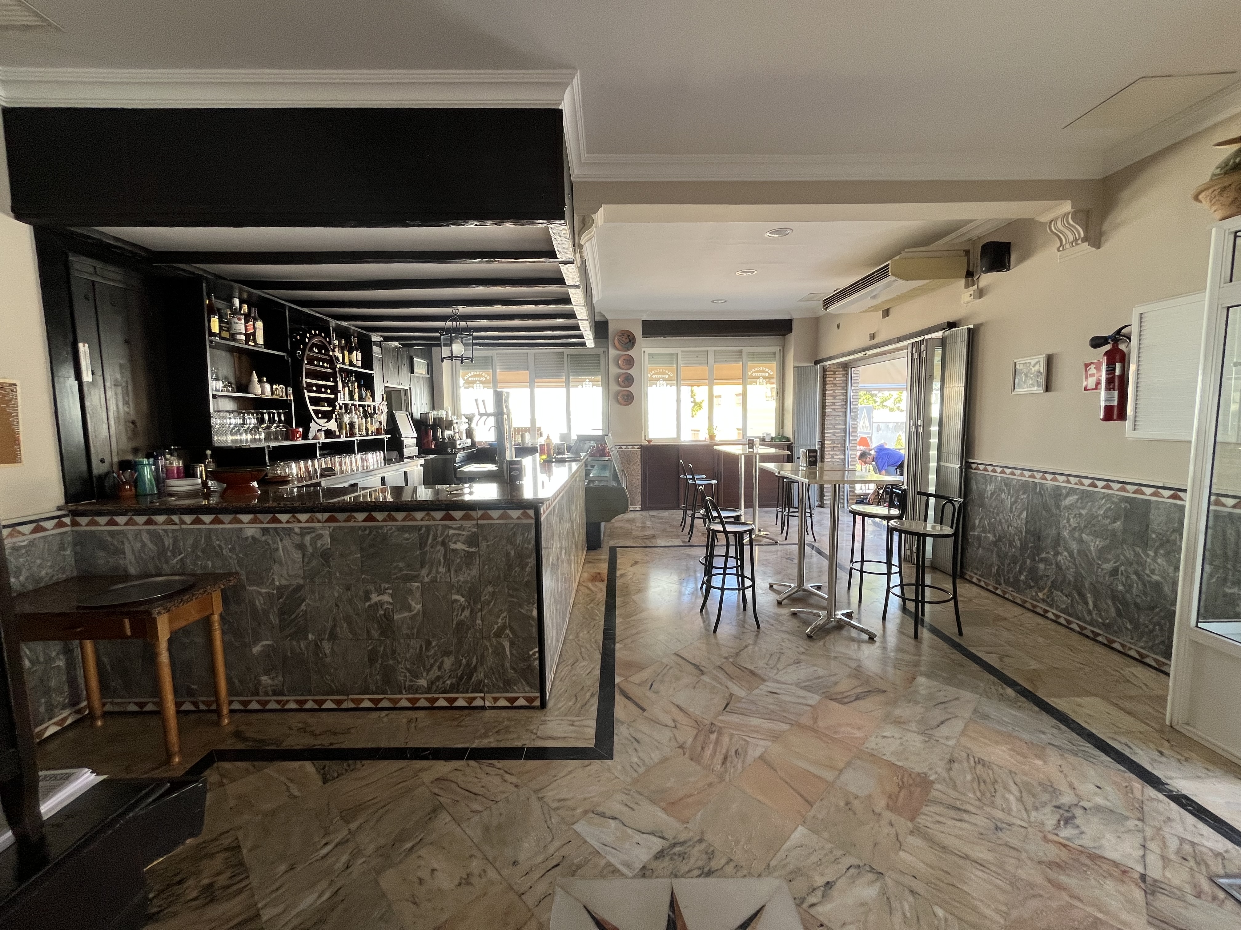 Traspaso de bar en Avenida Antonio Mairena, Sevilla