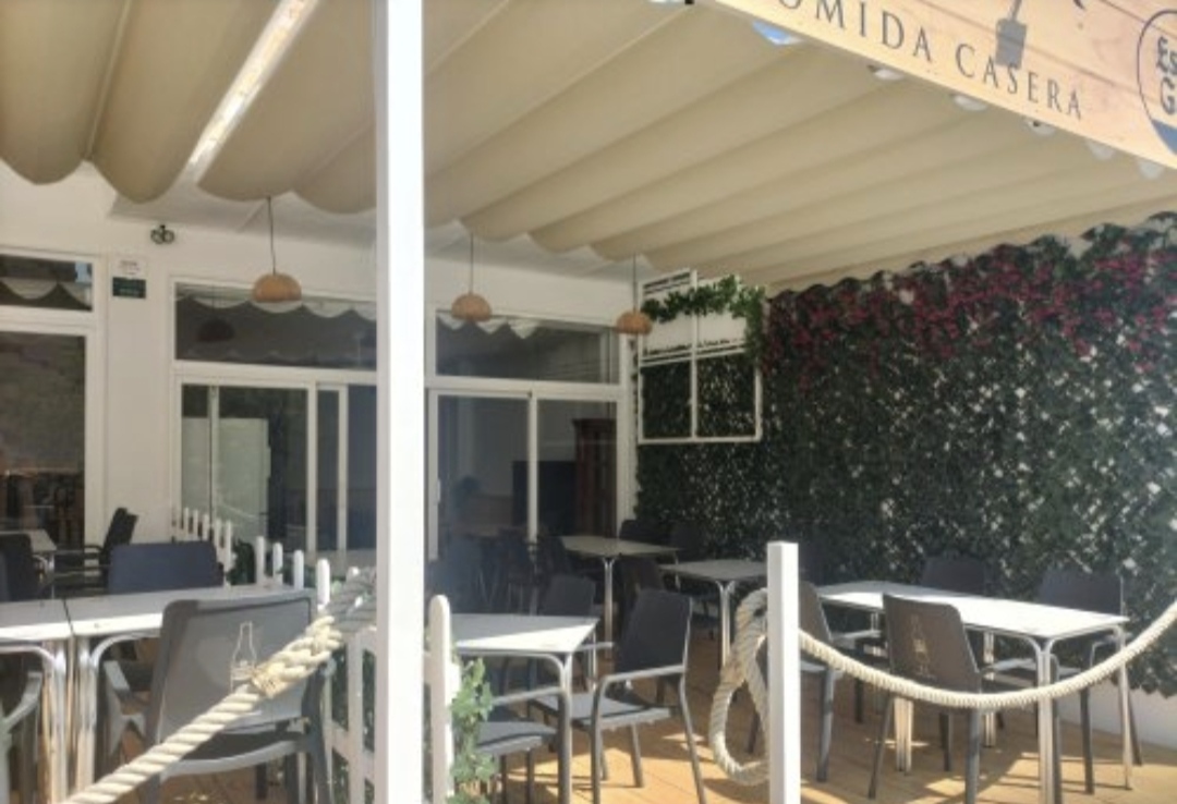 Bar for transfer on La Cala, Benidorm