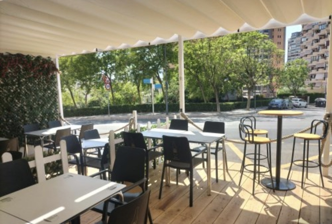 Traspaso de bar en La Cala, Benidorm