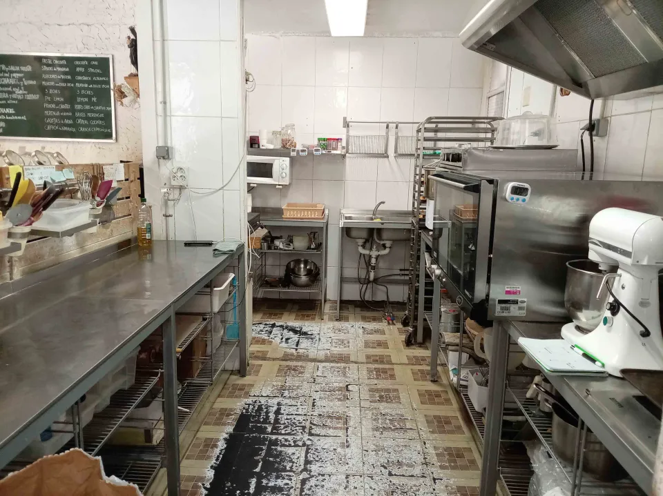 Traspaso de bar restaurante en Carrer de l'Alcalde de Móstoles, Baix Guinardó, Barcelona