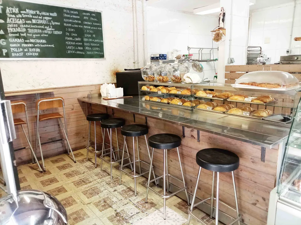 Traspaso de bar restaurante en Carrer de l'Alcalde de Móstoles, Baix Guinardó, Barcelona