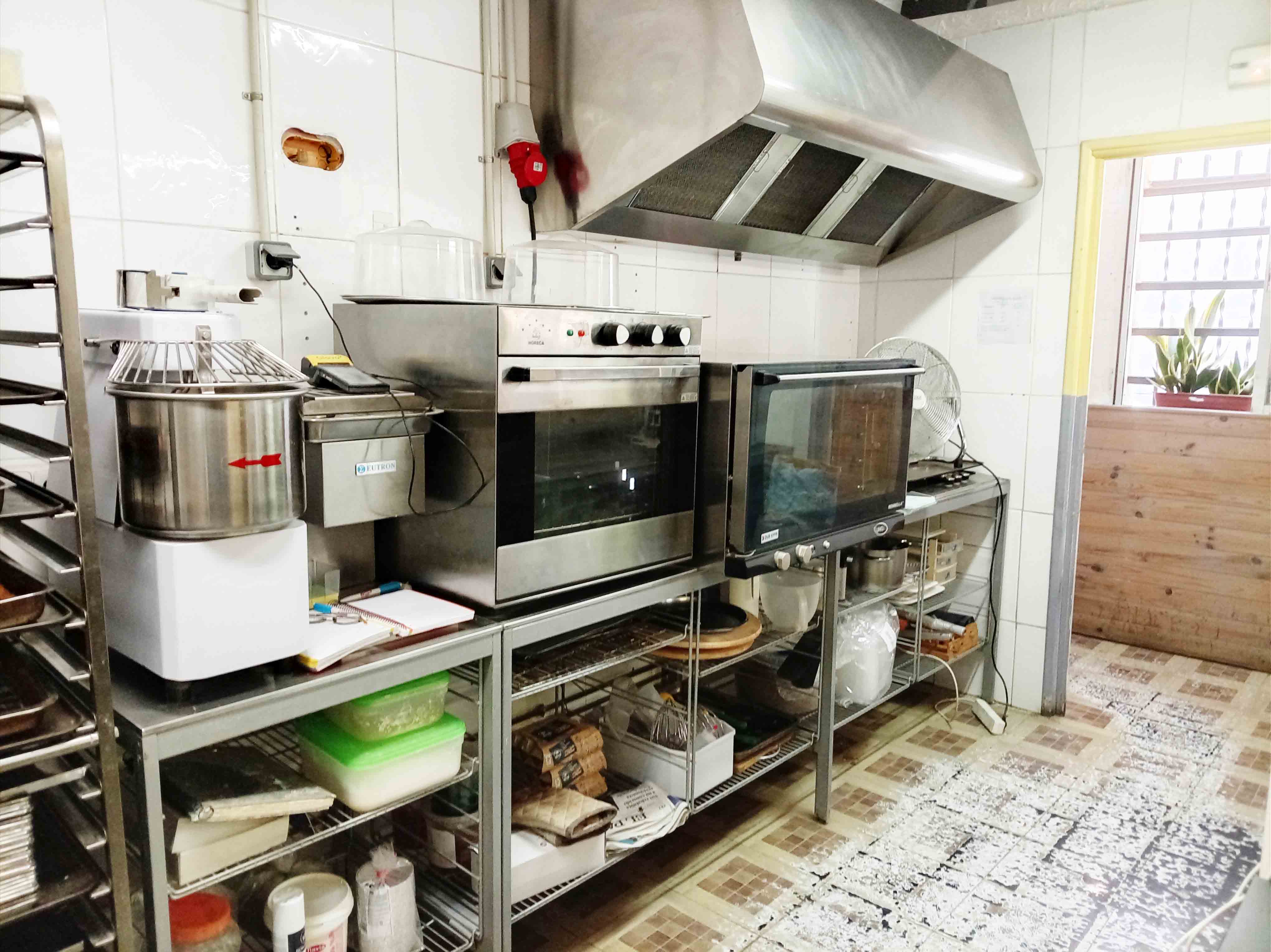 Traspaso de bar restaurante en Carrer de l'Alcalde de Móstoles, Baix Guinardó, Barcelona