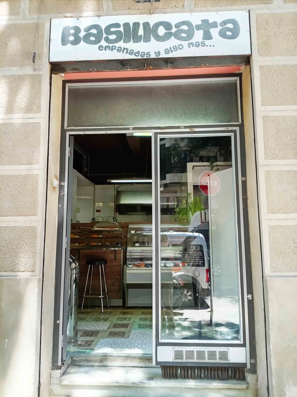 Traspaso de bar restaurante en Carrer de l'Alcalde de Móstoles, Baix Guinardó, Barcelona