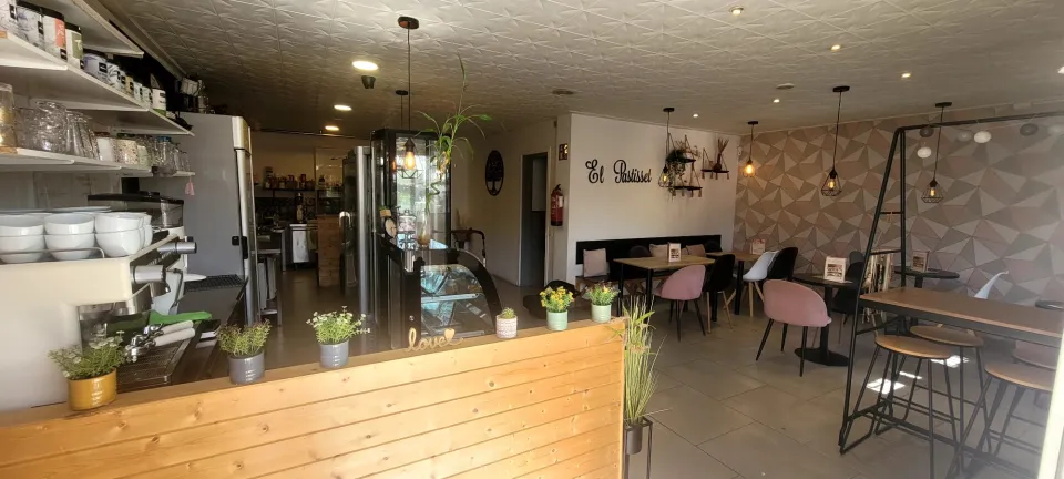 Traspaso de cafetería y pastelería en Sector port emporda, Empuriabrava