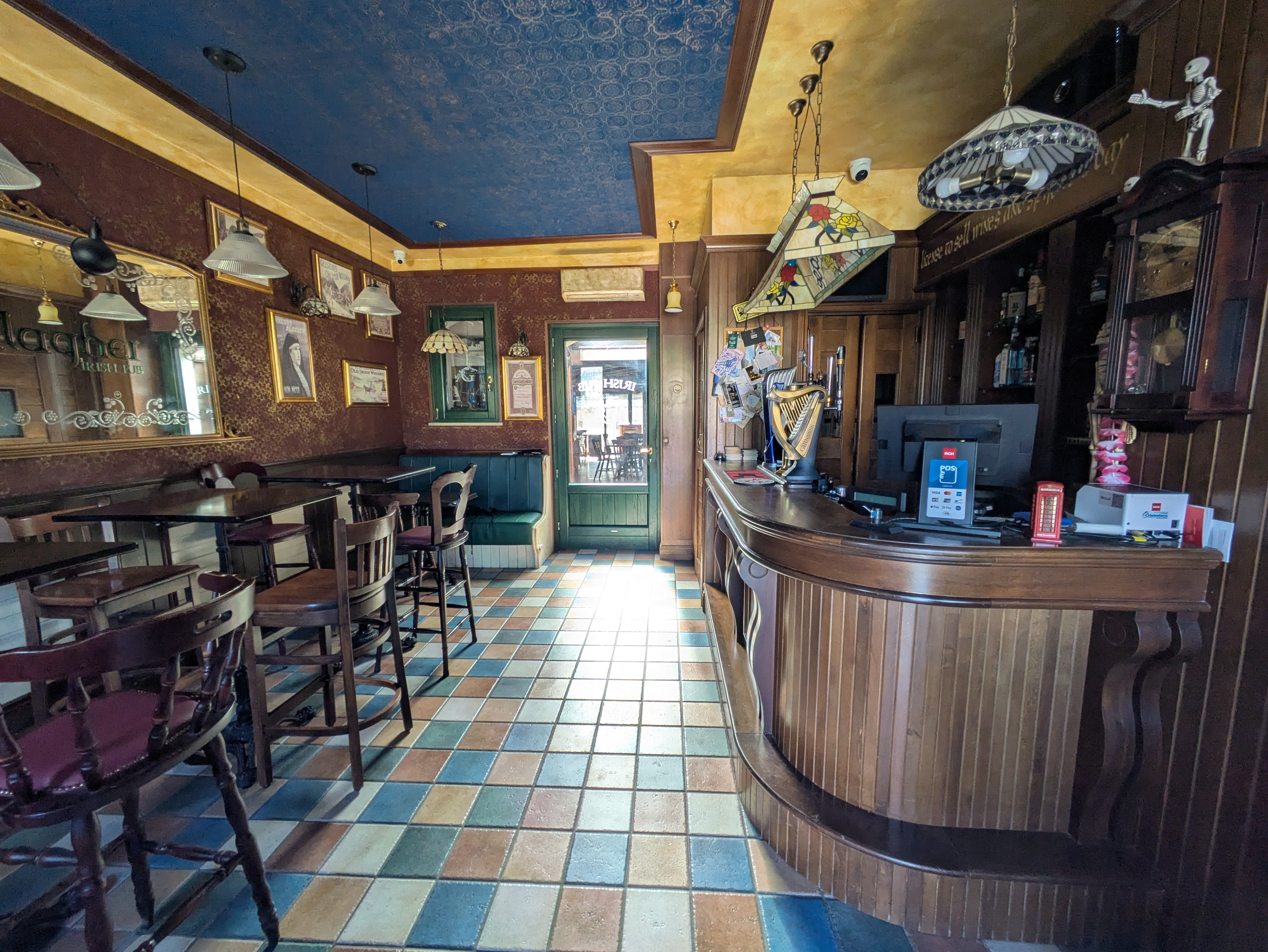 Venta de pub irlandés en via Padre Pio, Sant'Elia a Pianisi