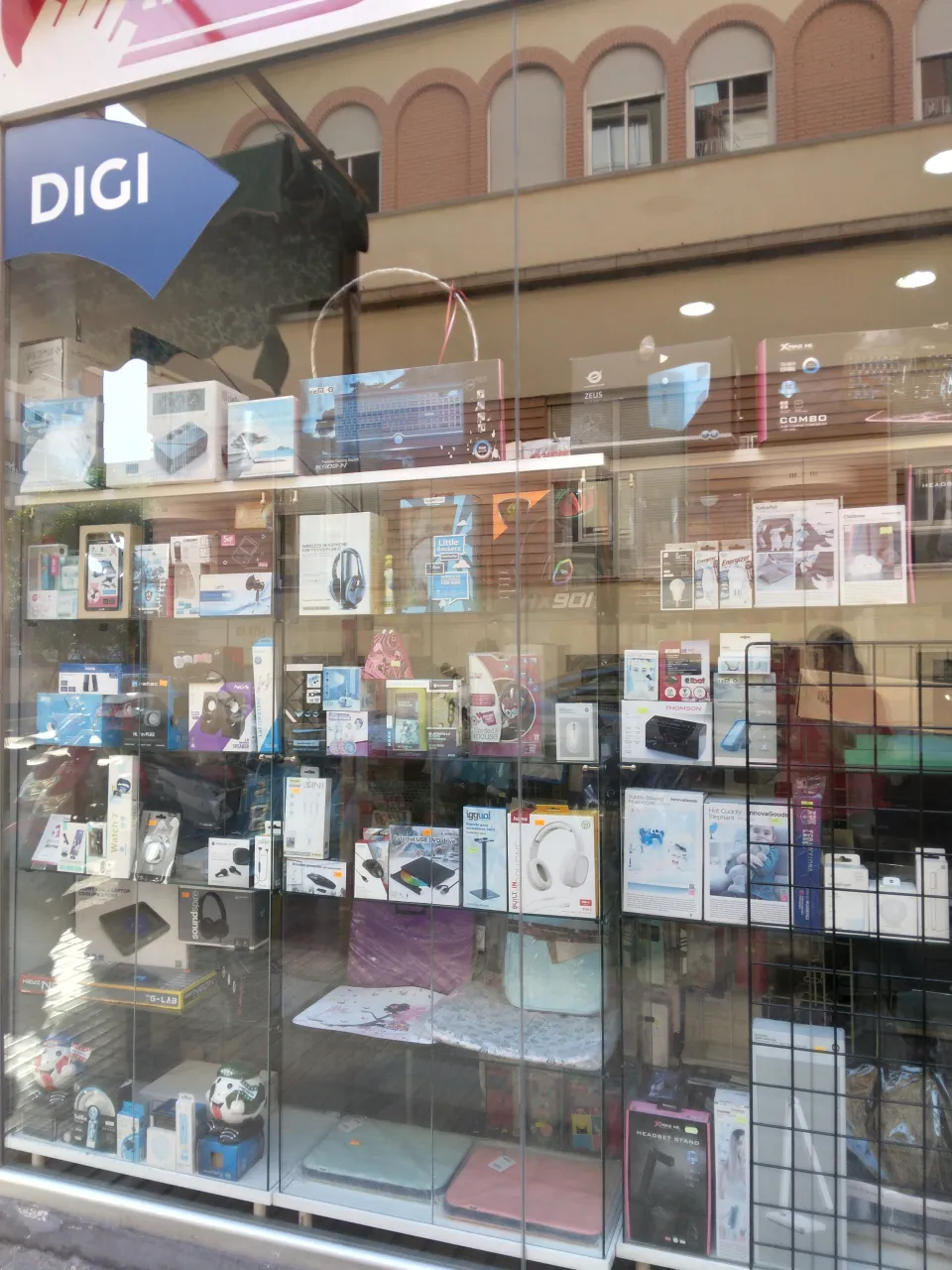 Traspaso de administración de loterías y tienda de informática en Zona Centro, Jaén