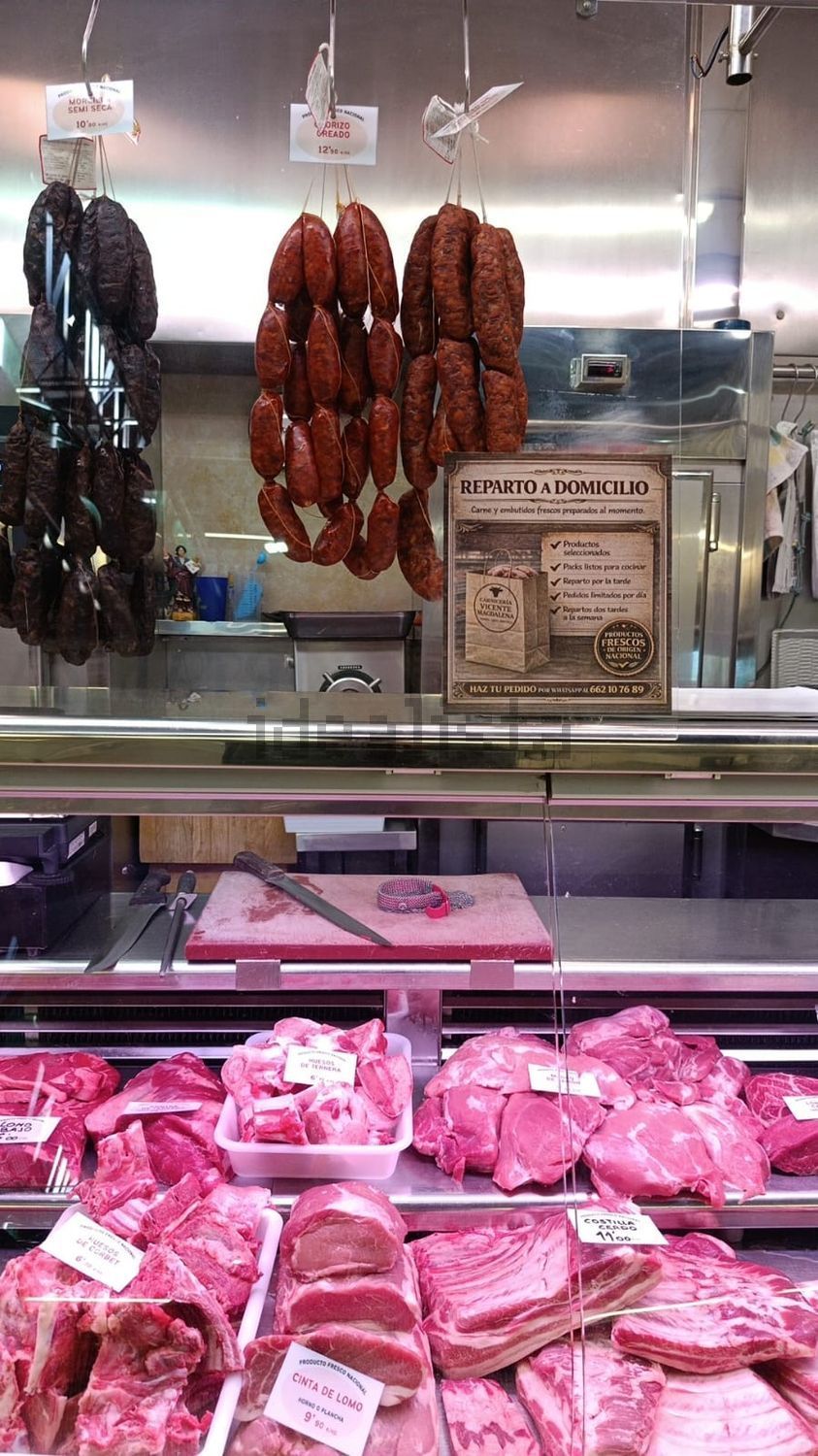 Metzgerei zur Übernahme in der Plaza Barón del cortes im Mercado de Ruzafa, Valencia