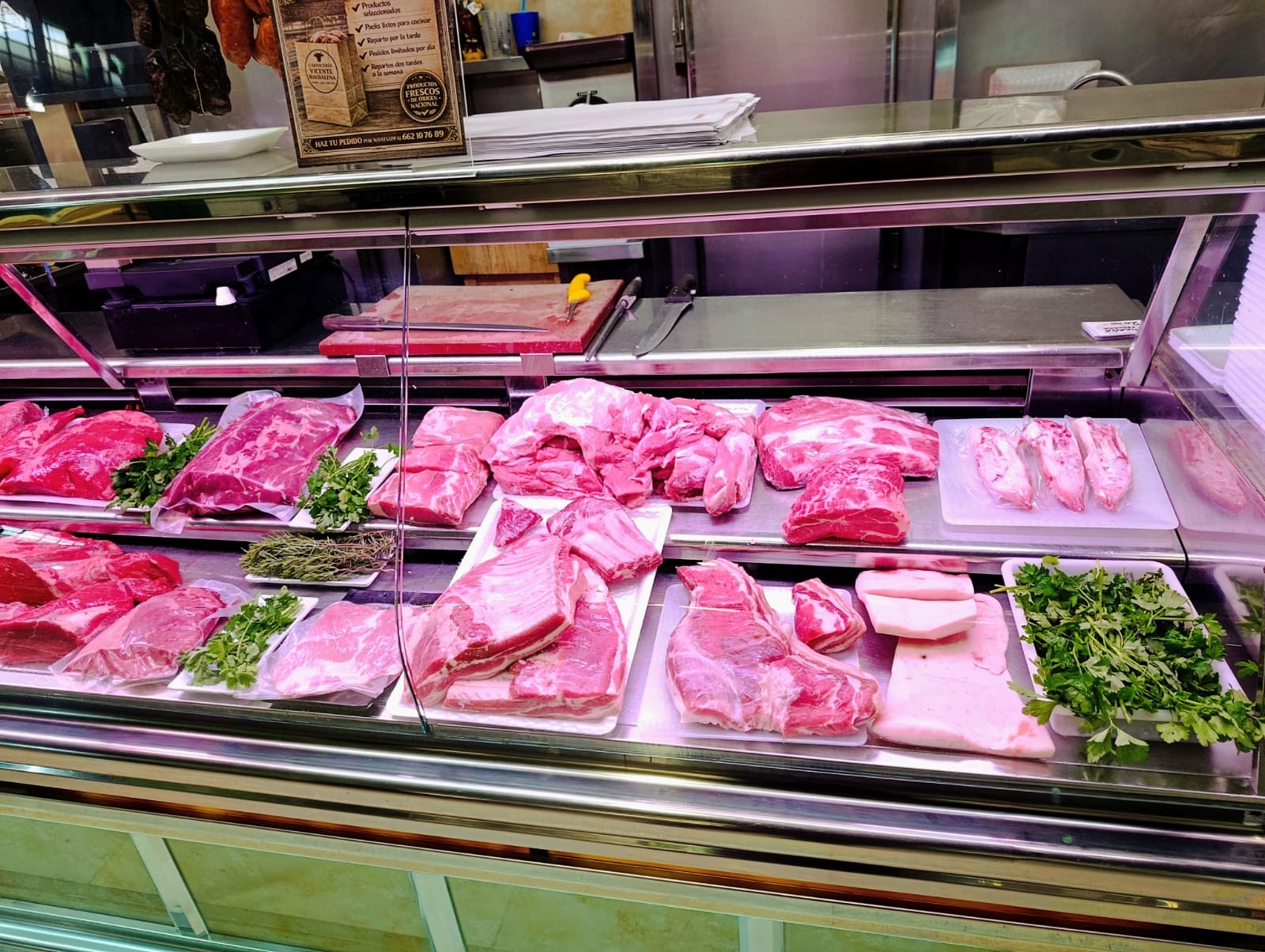 Metzgerei zur Übernahme in der Plaza Barón del cortes im Mercado de Ruzafa, Valencia