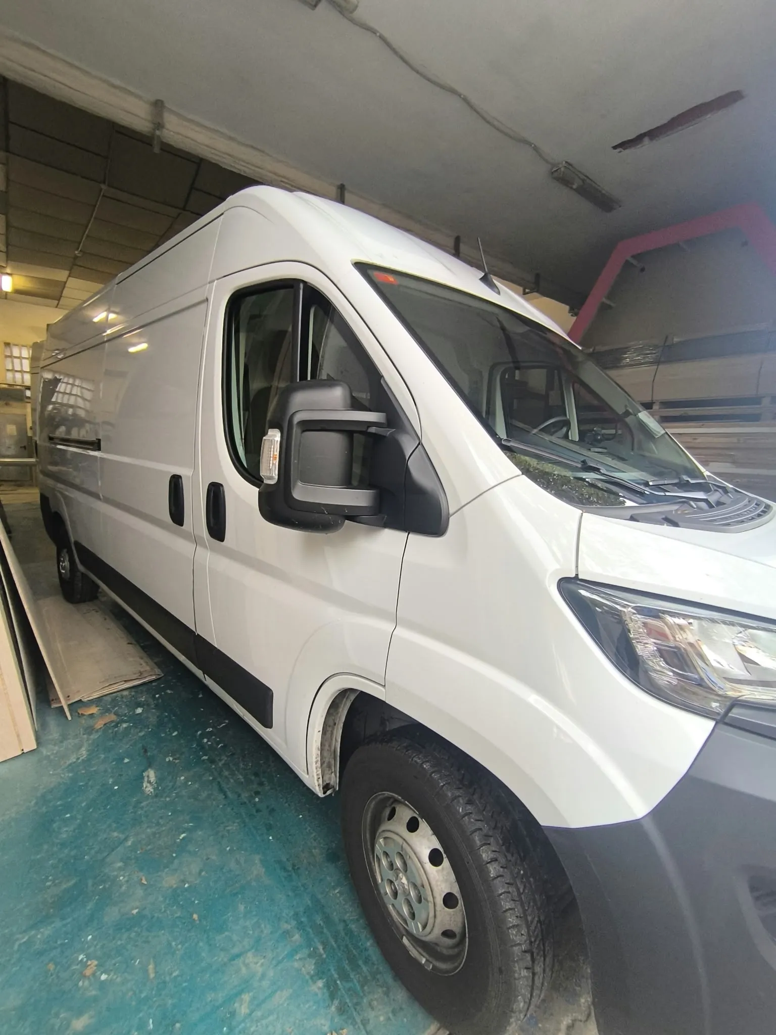 Venta de empresa de fabricación y montaje de stands en Barcelona, España