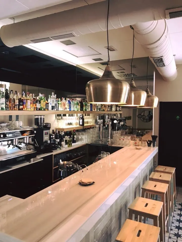 Traspaso de bar restaurante en Zaragoza, España