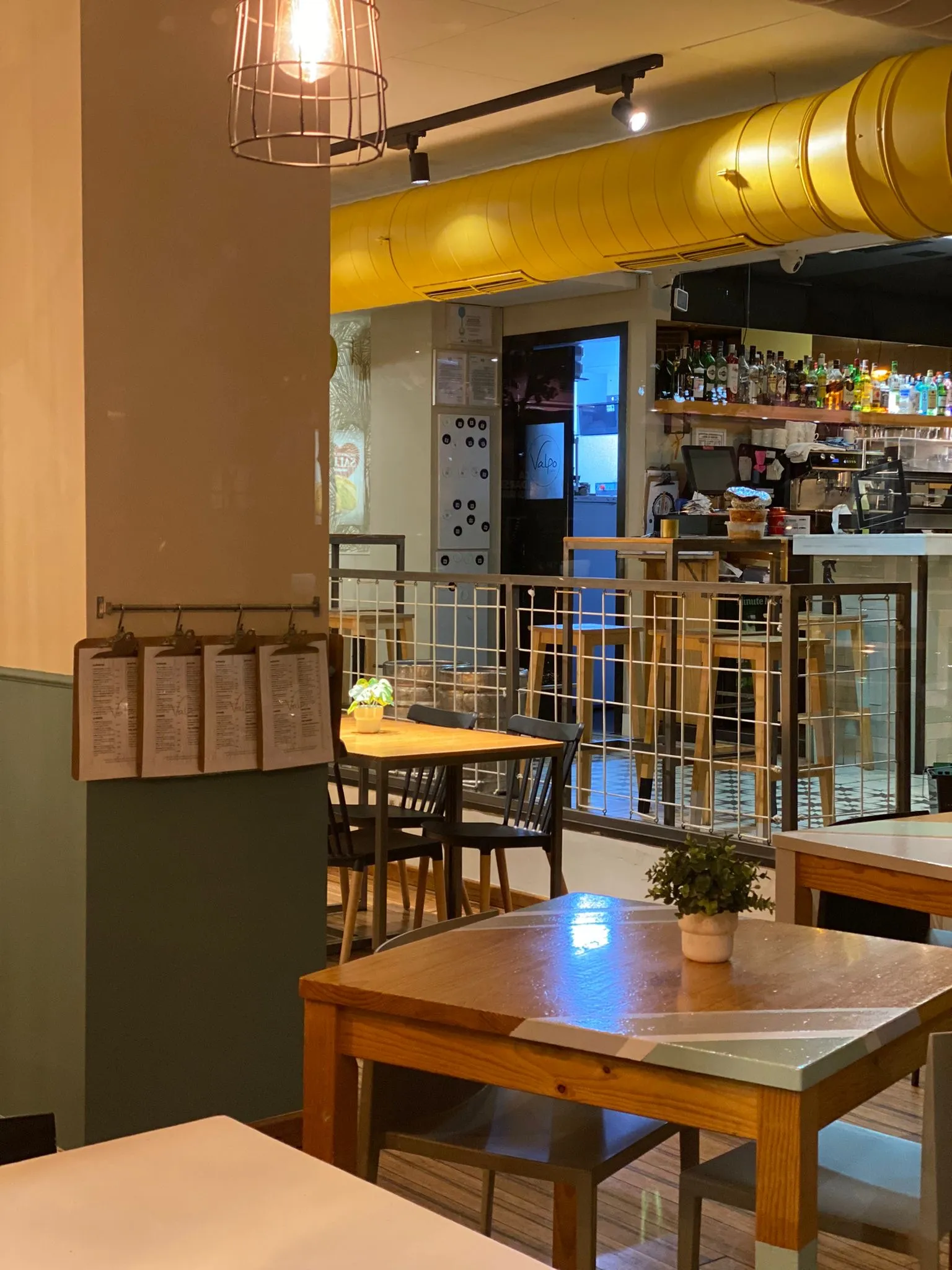 Traspaso de bar restaurante en Zaragoza, España