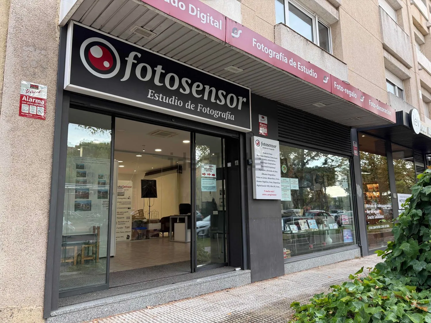 Traspaso de tienda de fotografía en Avenida de Europa, Pozuelo de Alarcón