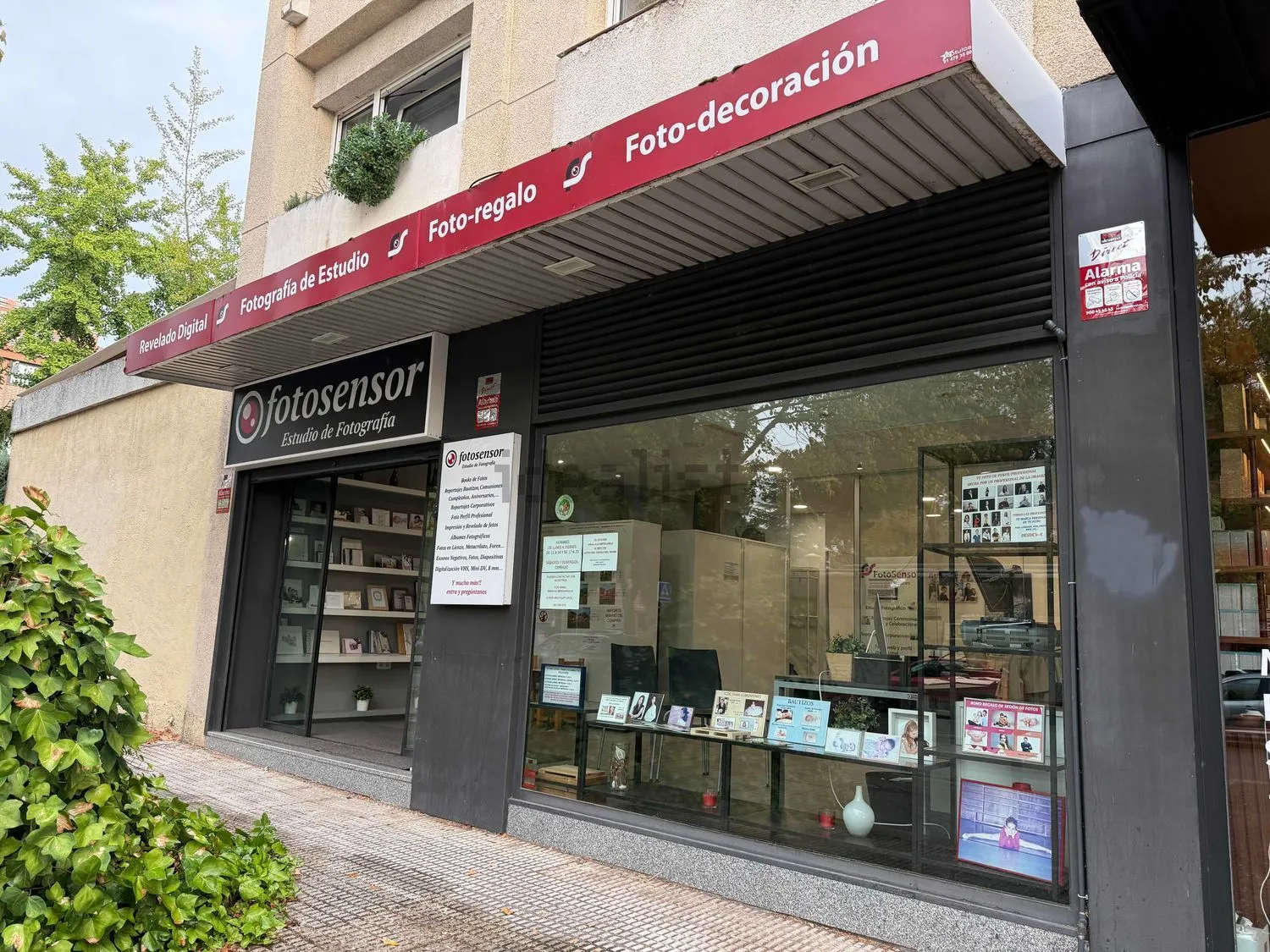 Traspaso de tienda de fotografía en Avenida de Europa, Pozuelo de Alarcón